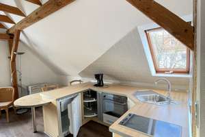 Pauschalmiete! möblierte 1-Zimmer-Dachgeschoss-Wohnung mit Duschbad, Einbauküche, PKW-Stellplatz – Alte Bahnhofstraße 20, 18119 Seebad Warnemünde, Rostock – Vorschaubild 3