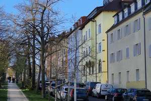 Herrliche Lage direkt am Park - 2-Zi.  Garage und U-Bahn-Nähe – Ostendstraße 10/1, 70190 Ostheim, Stuttgart – Vorschaubild 2
