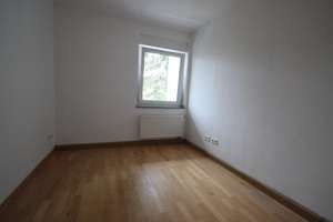 Modernisierte gepflegte Eigentumswohnung 71m² 3 Zimmer Küche Diele Bad Loggia Granitfußboden Parkett – Die vollständige Adresse der Immobilie erhältst du vom Anbieter., 53121 Endenich, Bonn – Vorschaubild 4