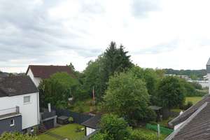 NUR MIT GÜLTIGEM WBS! 2-Zimmer-Dachgeschosswohnung in Leverkusen-Steinbüchel!