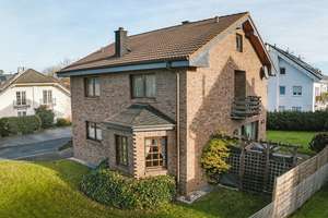 Ruhig gelegenes Einfamilienhaus in attraktiver Wohnlage – Die vollständige Adresse der Immobilie erhältst du vom Anbieter., 53639 Königswinter – Vorschaubild 3