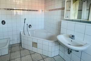 Exklusive 3 Zimmer- DG Wohnung in Mannheim-Wallstadt, EBK u. Balkon inklusive – 68259 Wallstadt, Mannheim – Vorschaubild 11