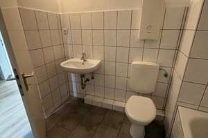 Moderne 2-Zimmer-Dachgeschosswohnung in Wuppertal ***WBS notwendig!*** – Dammstraße 1, 42117 Elberfeld West, Wuppertal – Vorschaubild 5