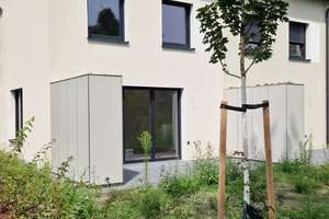 Energieeffizient Wohnen auf 120 m² mit 4 Zimmer, 3 Bäder, Garten, Terrasse, Stellplatz – Käthe Kollwitzstr. 11 f, 14943 Luckenwalde – Vorschaubild 3