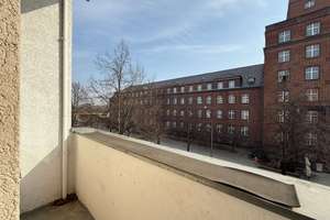Provisionsfrei & bezugsfrei | Wunderschön renovierte 3-Zimmer-Wohnung mit Balkon & Aufzug! – Berliner Allee 253, 13088 Weißensee, Berlin – Vorschaubild 4