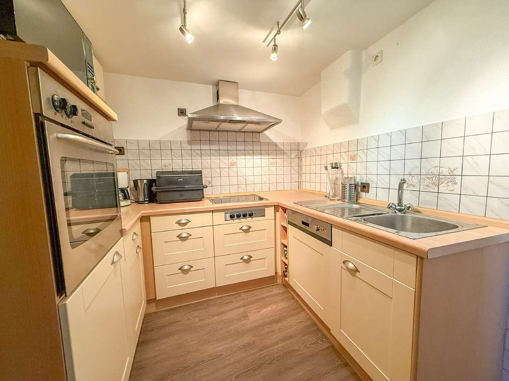 Immobilie in Andernach - Liebevoll Saniertes Einfamilienhaus mit großzügigem Wohnbereich in Andernach-Miesenheim - Bild 2