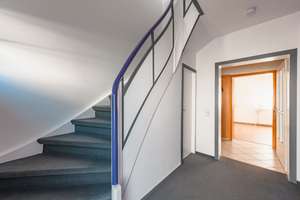 Bezugsfreies Zweifamilienhaus mit Schwimmteich, Wintergarten und parkähnlichem Grundstück – 33729 Heepen, Bielefeld – Vorschaubild 12