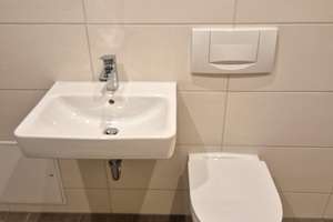 Familienangebot: zwei Bäder mit Wanne und Dusche + super Spielplatz + 5% Kinderrabatt – Friedrich-Viertel-Str. 88, 9123 Hutholz, Chemnitz – Vorschaubild 12