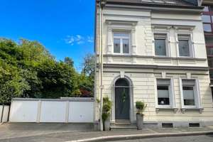 ++ GEPFLEGTES MEHRGENERATIONENHAUS ++ – Die vollständige Adresse der Immobilie erhältst du vom Anbieter., 42655 Gräfrath, Solingen – Vorschaubild 1