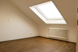 Renovierte 2 Zimmer-Dachwohnung in MA-Wallstadt zu vermieten – Die vollständige Adresse der Immobilie erhältst du vom Anbieter., 68259 Wallstadt, Mannheim – Vorschaubild 3