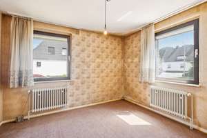 Sanierungschance mit Potenzial – Zweifamilienhaus auf großzügigem Erbpachtgrundstück – Die vollständige Adresse der Immobilie erhältst du vom Anbieter., 41169 Hardt-Mitte, Mönchengladbach – Vorschaubild 6