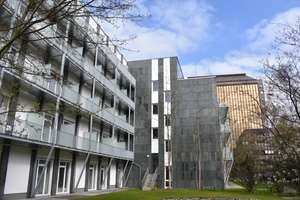 geräumiges , möbliertes Apartment in Düsseldorf- Rath sucht neuen Mieter! – 40472 Rath, Düsseldorf – Vorschaubild 2