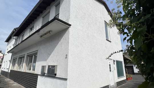 Bild von VHB: Mehrfamilienhaus mit 2 Wohnungen und 6 Garagen zu verkaufen: Hanau-Steinheim