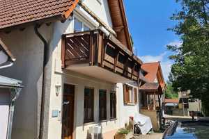 +++ Wohnen am Bach +++ 
- 2 Häuser und Wohnung - – Ledergasse 3, 79238 Breisgau-Hochschwarzwald (Kreis) – Vorschaubild 3
