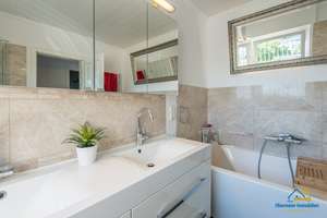 Exklusiver Bungalow am Sallerner Berg: Traumhafter Domblick, Südlage & zwei Garagen – Die vollständige Adresse der Immobilie erhältst du vom Anbieter., 93057 Sallern-Gallingkofen, Regensburg – Vorschaubild 15
