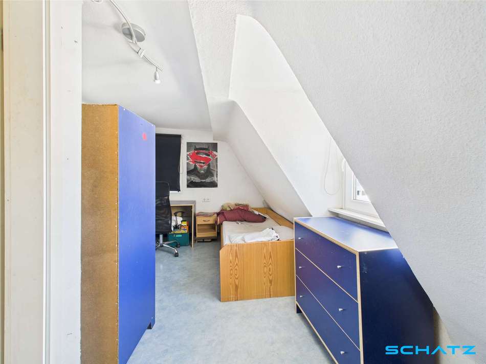 Schlafzimmer 1