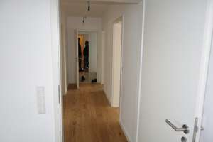Attraktive 3-Zimmer-Wohnung mit großem Sonnenbalkon und schönem Ausblick – Die vollständige Adresse der Immobilie erhältst du vom Anbieter., 70619 Sillenbuch (Ortsteil), Stuttgart – Vorschaubild 3