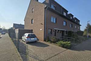 Gepflegtes Reihenendhaus mit Garage und Garten in ruhiger Wohnlage von Mönchengladbach-Giesenkirchen – Die vollständige Adresse der Immobilie erhältst du vom Anbieter., 41238 Giesenkirchen-Mitte, Mönchengladbach – Vorschaubild 1