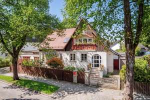Historisches Juwel von 1913 an der Blutenburg mit Pool und Atelierhaus