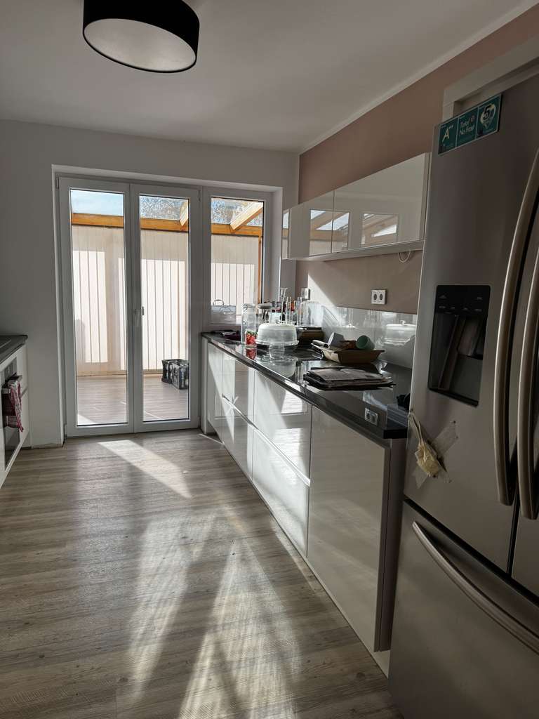 Immobilie in Sulzemoos - Wiedenzhausen: Gepflegtes 3-Familienhaus zur Anlage oder Selbstbezug - Bild 3