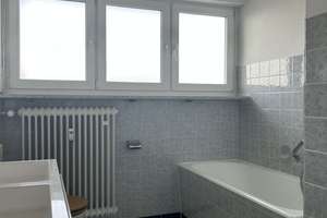 EI 6775 Ruhige, großzügige 4-Zimmer-Eigentumswohnung mit Süd-Loggia und Donaublick – Die vollständige Adresse der Immobilie erhältst du vom Anbieter., 93059 Reinhausen, Regensburg – Vorschaubild 9