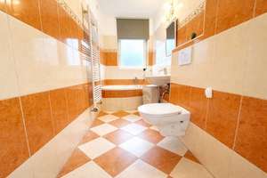 Property thumbnail 12