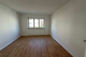 Kernsanierte 3-Zimmer-Wohnung mit Balkon (Innenhofausrichtung) – Malortiestraße 6, 30419 Herrenhausen, Hannover – Vorschaubild 3