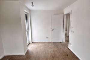 Neuwertige Doppelhaushälfte aus 2026 mit ca. 180 m² und Energieeffizienz A+ – Die vollständige Adresse der Immobilie erhältst du vom Anbieter., 12487 Johannisthal, Berlin – Vorschaubild 22