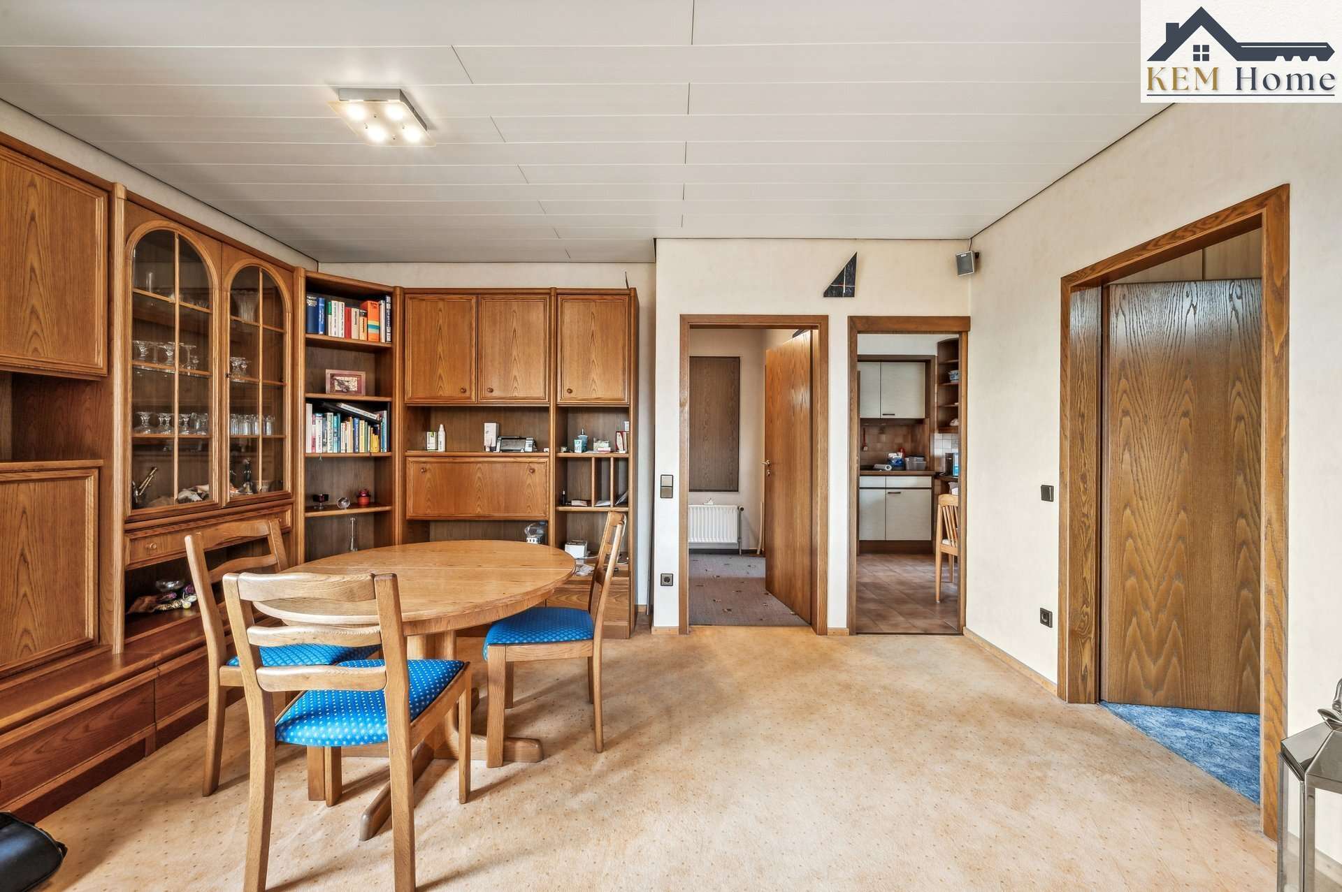 Immobilie in Hülsede - Wohnen wie im Resort – Dreifamilienhaus mit riesigem Grundstück & Vermietungspotenzial - Bild 1