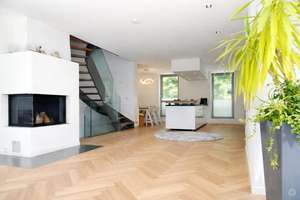 Modern, lichtdurchflutet und ein Hauch von Extravaganz – Klessingweg 15, 80997 Allach, München – Vorschaubild 3