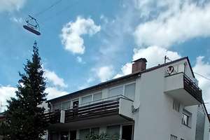4 Familienhaus mit Doppelgarage – Die vollständige Adresse der Immobilie erhältst du vom Anbieter., 70771 Leinfelden-Echterdingen – Vorschaubild 2