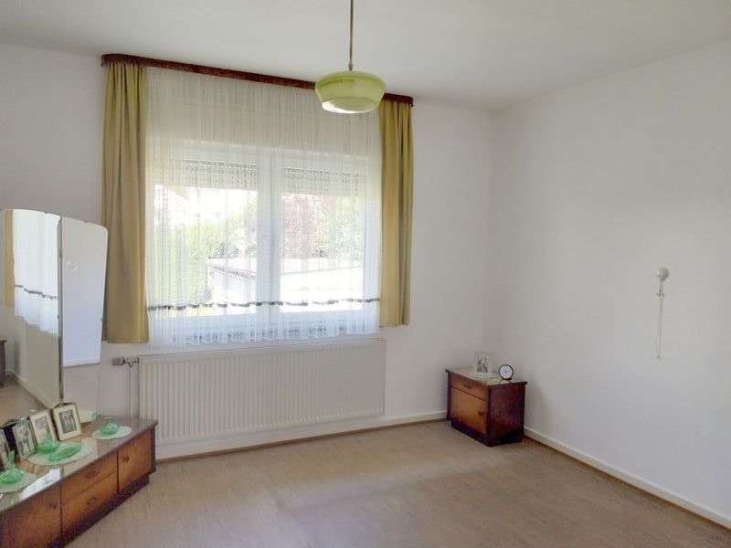 Immobilie in Usingen - 1-2 Familienhaus in Usingen-Wernborn - Bild 2