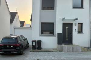 DHH mit 7 Zimmern direkt in Rheinfelden, PV-Wallbox-Garage-fertiger Garten-2Bäder-viele Extras – Sofienstrasse 8a, 79618 Rheinfelden (Baden) – Vorschaubild 2
