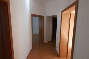 Schöne neu renovierte 3-Raum-Wohnung mit EBK und Balkon in Stadtfeld-Ost – Annastr. 38, 39108 Stadtfeld Ost, Magdeburg – Vorschaubild 11