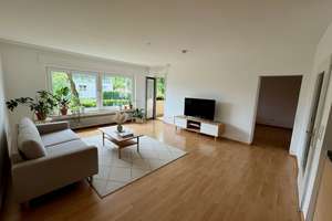gemütliche 2-Zimmerwohnung in unmittelbarer Feldrandlage – Die vollständige Adresse der Immobilie erhältst du vom Anbieter., 61381 Friedrichsdorf – Vorschaubild 2