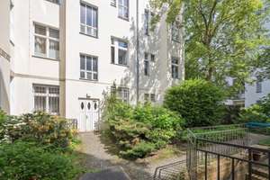 Stilvolle Altbauwohnung in Toplage City West – Die vollständige Adresse der Immobilie erhältst du vom Anbieter., 10707 Wilmersdorf, Berlin – Vorschaubild 4