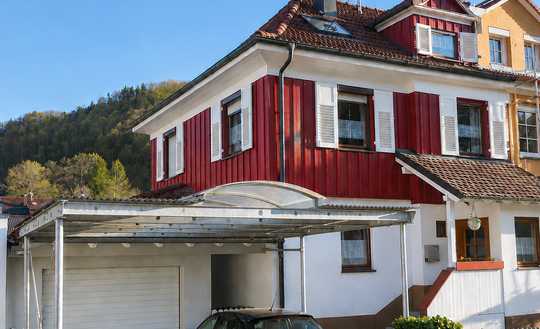 Familien-DHH in ruhiger Spielstraße | großer Südgarten | Garage + Carport | provisionsfrei