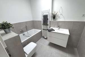 PROVISIONSFREIER VERKAUF, NEUE DACHGESCHOSSWOHNUNG MIT TERRASSEN UND LIFT IN P´BERG – Die vollständige Adresse der Immobilie erhältst du vom Anbieter., 10405 Prenzlauer Berg, Berlin – Vorschaubild 8