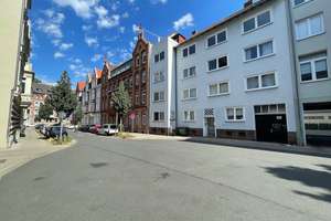 Lister Meile, 3. OG mit Balkon + Dachboden + Garage, Ausbaureserve im DG – Schubertstrasse 2, 30161 List, Hannover – Vorschaubild 3
