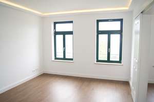 Schickes Nest! + Dunkles Parkett + Fußbodenheizung + großer Balkon + tolles Bad + LED-Licht – Berthastraße 32a, 4357 Mockau-Süd, Leipzig – Vorschaubild 2