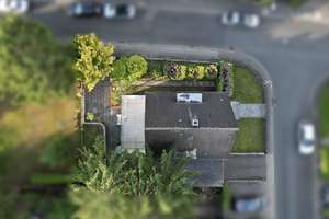 Freistehendes Einfamilienhaus mit Garage, neuer Heizung & Entwicklungspotenzial in ruhiger Toplage – Baumberger Straße 2, 50737 Longerich, Köln – Vorschaubild 3