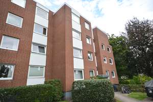 Vermietete 3 Zimmer Eigentumswohnung mit Balkon und TG-Stellplatz – 23558 Sankt Lorenz Süd, Lübeck – Vorschaubild 3
