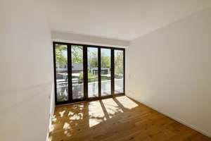 Lichdurchflutete 4-Zimmer Wohnung mit Südterrasse – Die vollständige Adresse der Immobilie erhältst du vom Anbieter., 12207 Lichterfelde, Berlin – Vorschaubild 2