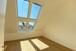 Stilvolles 6-Zimmer-Reihenhaus mit gehobener Innenausstattung in München Perlach Baujahr 2020 – Jäcklinstraße 8?, 81735 München – Vorschaubild 7