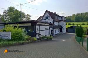 Viel Platz, viele Möglichkeiten: Großes Wohn- & Gewerbeensemble in Marienheide auf XXL-Grundstück – Die vollständige Adresse der Immobilie erhältst du vom Anbieter., 51709 Marienheide – Vorschaubild 3