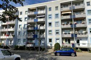 Preiswerte 2 Zimmer-Wohnung mit Balkon zu vermieten
