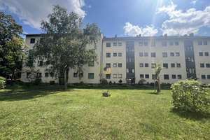 Sonnige, vermietete 2-Zimmer-Wohnung im Hochparterre - Fensteraustausch 2026 ausgeführt – Die vollständige Adresse der Immobilie erhältst du vom Anbieter., 13407 Reinickendorf (Ortsteil), Berlin – Vorschaubild 1