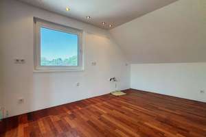 ***Traumwohnung mit Weitblick am Katernberg – Die vollständige Adresse der Immobilie erhältst du vom Anbieter., 42113 Uellendahl-Katernberg, Wuppertal – Vorschaubild 6