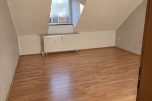 Schöne, helle DG-Wohnung in GE-Feldmark – Küppersbuschstr. 31, 45883 Feldmark, Gelsenkirchen – Vorschaubild 3