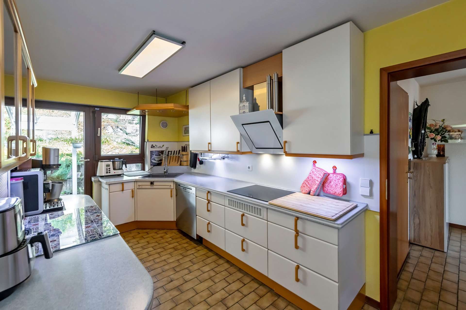 Immobilie in Adelberg - Wohnen mit der Familie unter einem Dach- attraktives Generationshaus - Bild 5